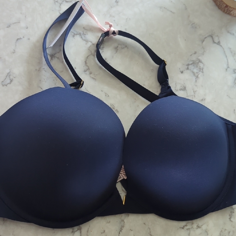 Victoria's Secret Black Seamless Underwire Bra
